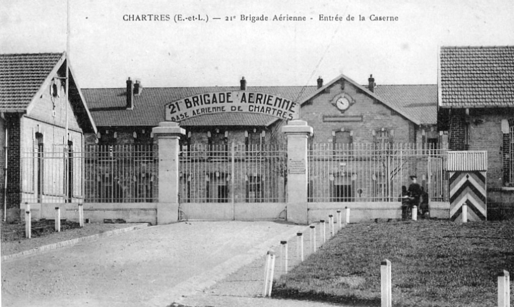 Chartres - Entre du quartier d'Aboville "21me Brigade Arienne de Chartres" avant  la guerre