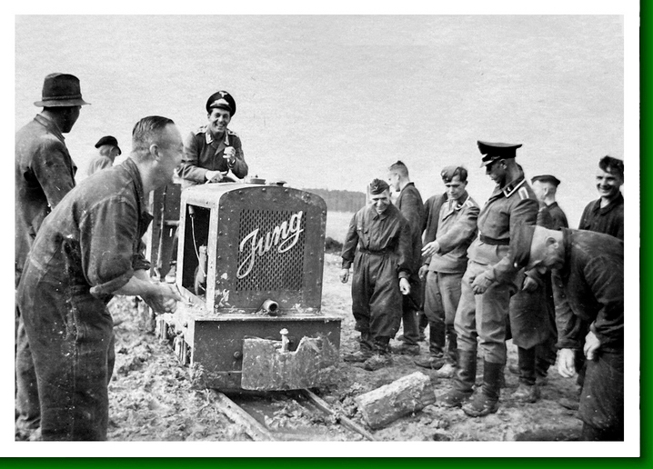 Le Gnral de Gaulle  Chartes - 23 aot 1944