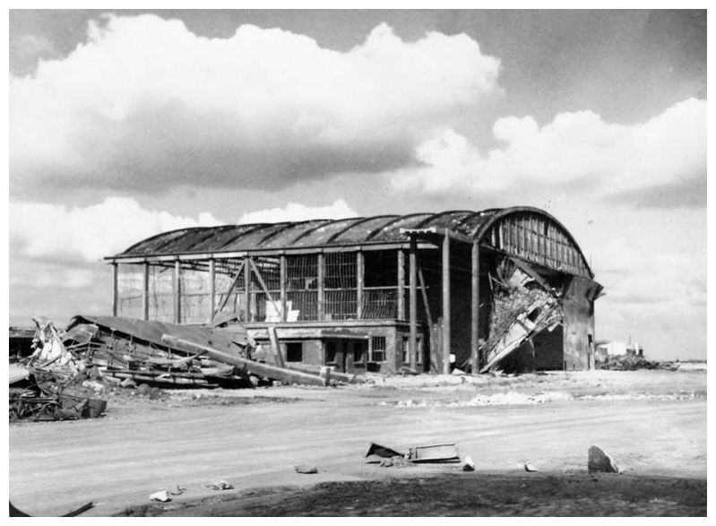 Hangar "des Grandes Filles Dieu"   Chartres dtruit en 1944
