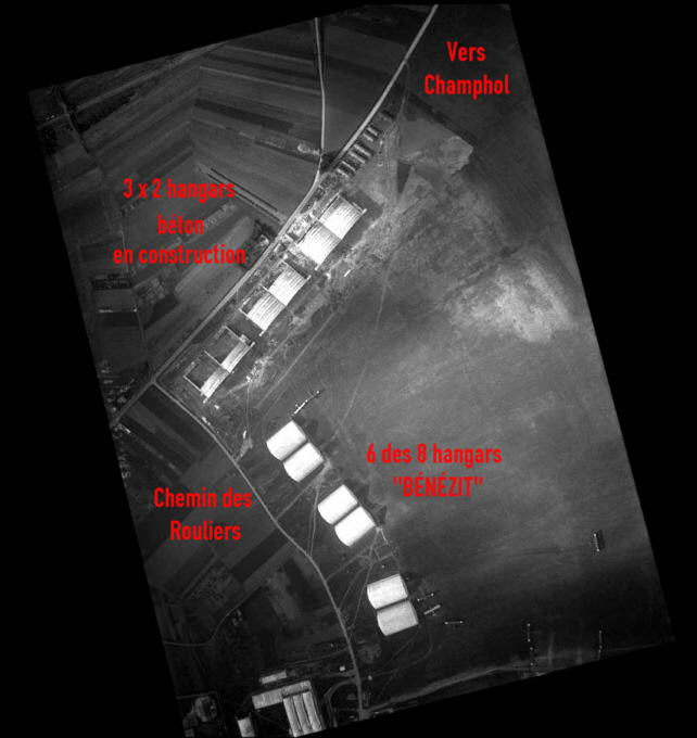 Photographie arienne Chartres - Construction des hangars en bron "Lafaille"