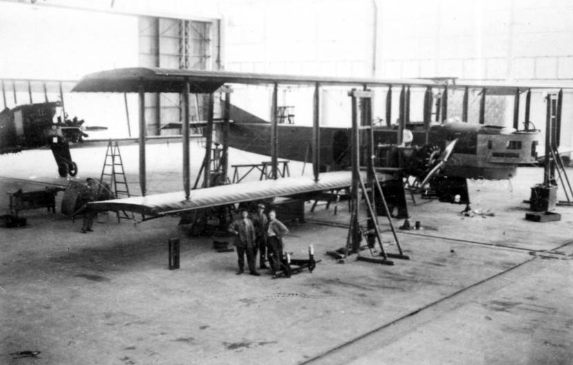 Chartres - Parc 22 - Atelier de rparations - Farman Goliath