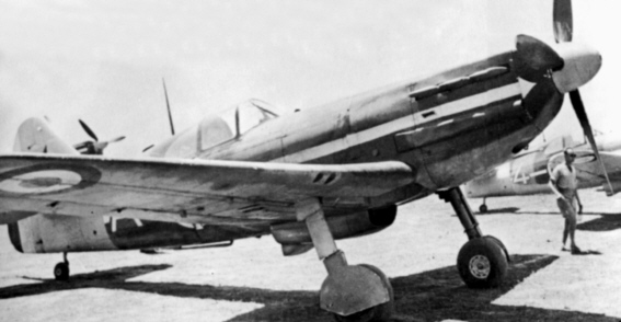 Dewoitine D.520 n331 cod "A"