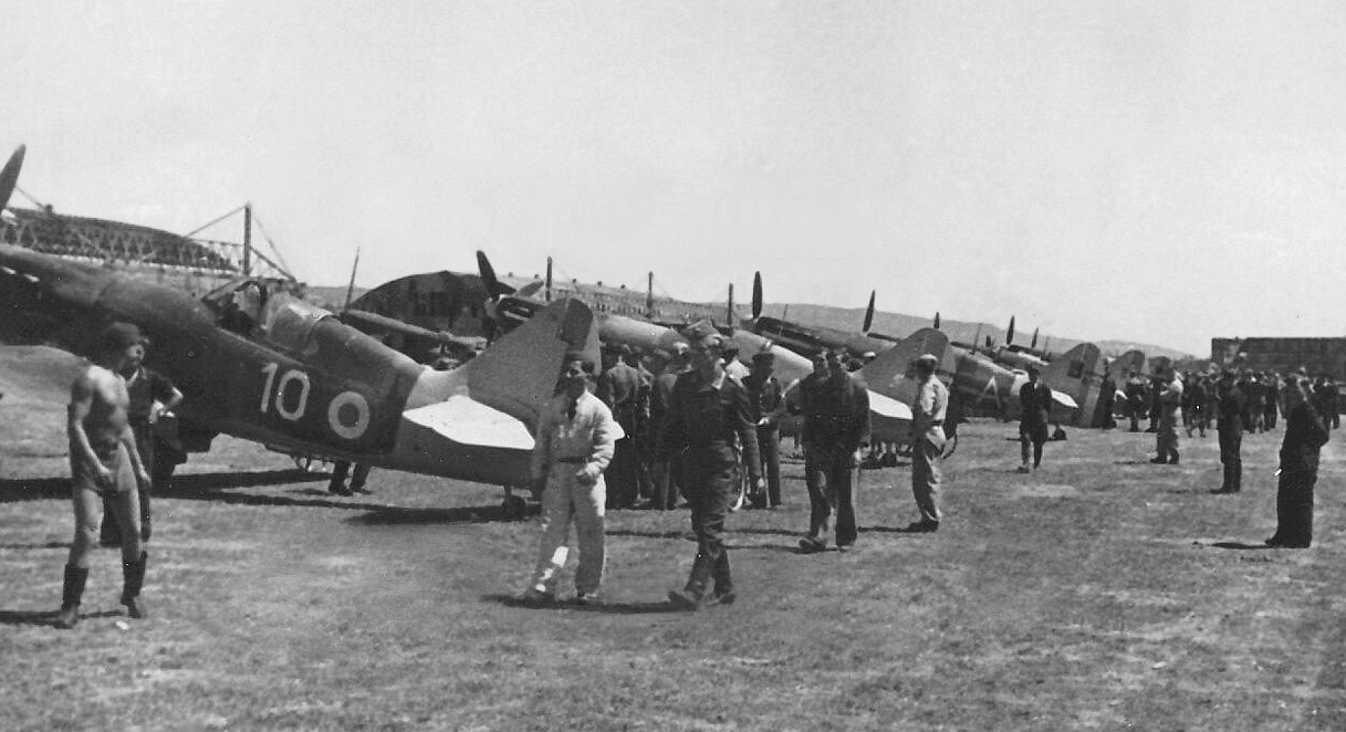 Les Dewoitine D.520 du GC III/6  Catane le 15 mai 1941