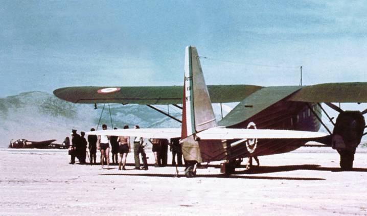 Potez 650 n11 du GT II/5  Eleusis Athnes le 26 mai 1941