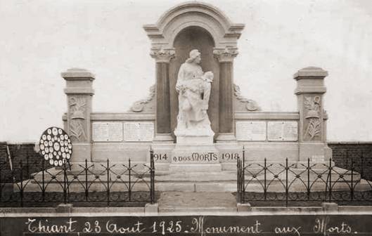 Thiant - Le monument aux Morts