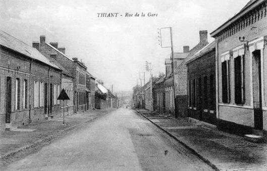 Thiant - La rue de la gare