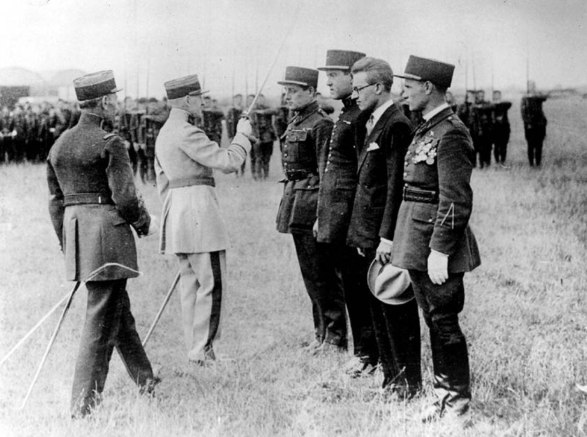 Assollant, Lefvre et Lotti - Lgion d'Honneur au Bourget