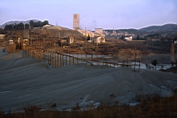 1967_02 15.jpg: (07) Largentière - Puits de Montredon - Digue à stériles