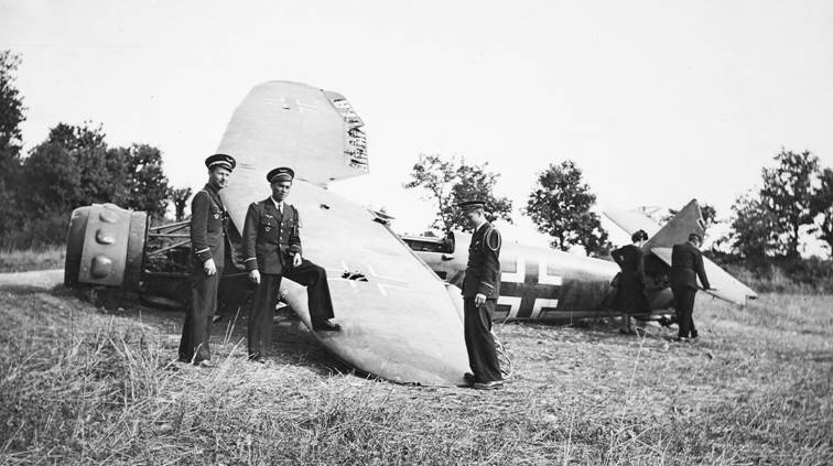 Henschel 126 abattu par la SPA 103 - GC I/2