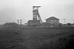Mine de Mairy 015.jpg: (54) Mainville - Mine de Mairy - 1970