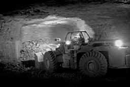 Mine de Mairy 056.jpg: Mine de Mairy - Caterpillar 980 -1975